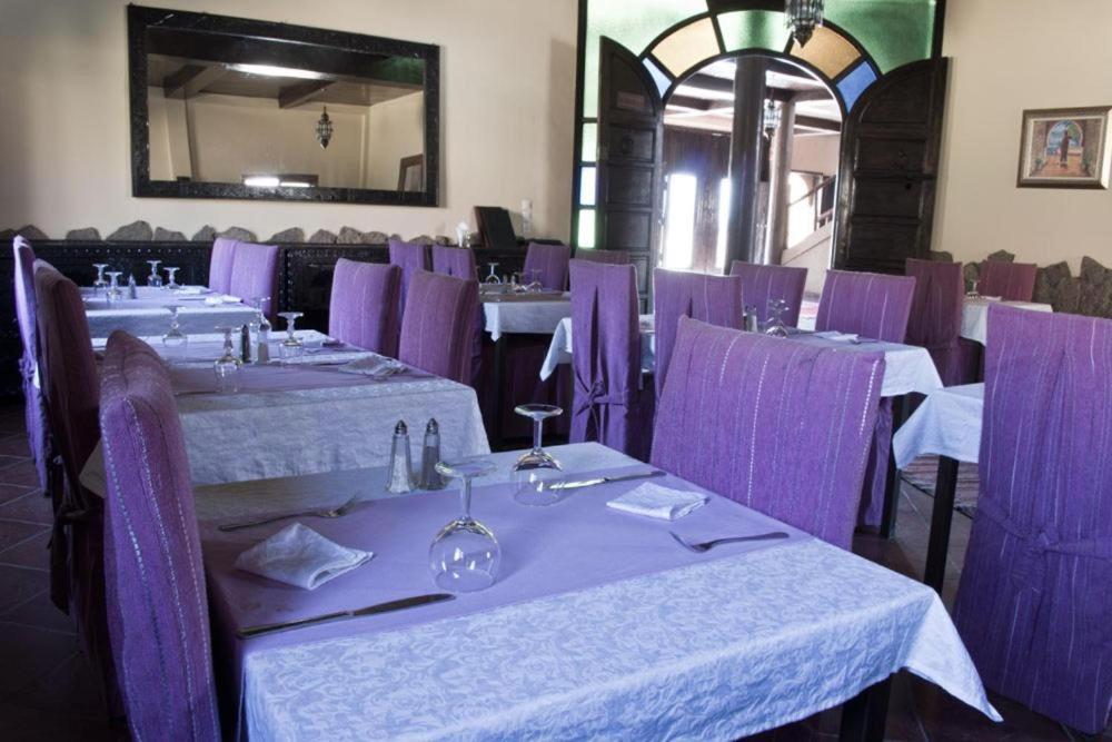 Hotel Click Excursions Tafraoute Taddart Exterior foto