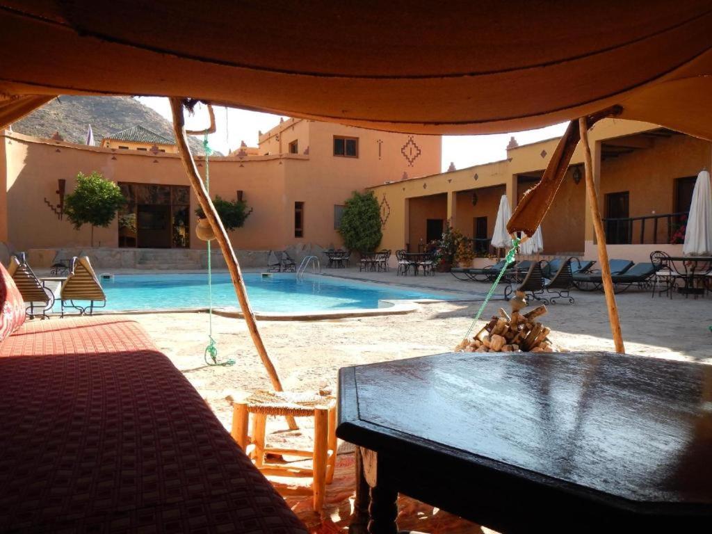 Hotel Click Excursions Tafraoute Taddart Exterior foto