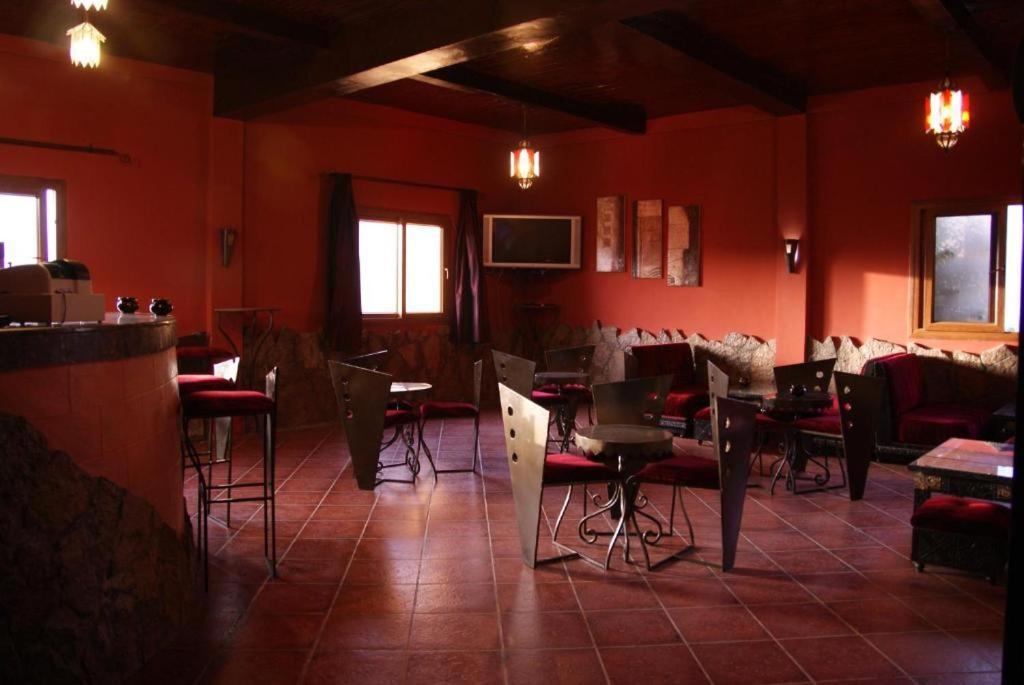 Hotel Click Excursions Tafraoute Taddart Exterior foto