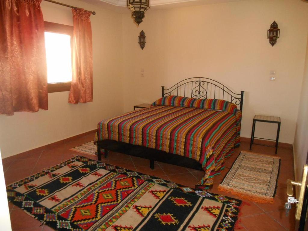 Hotel Click Excursions Tafraoute Taddart Exterior foto