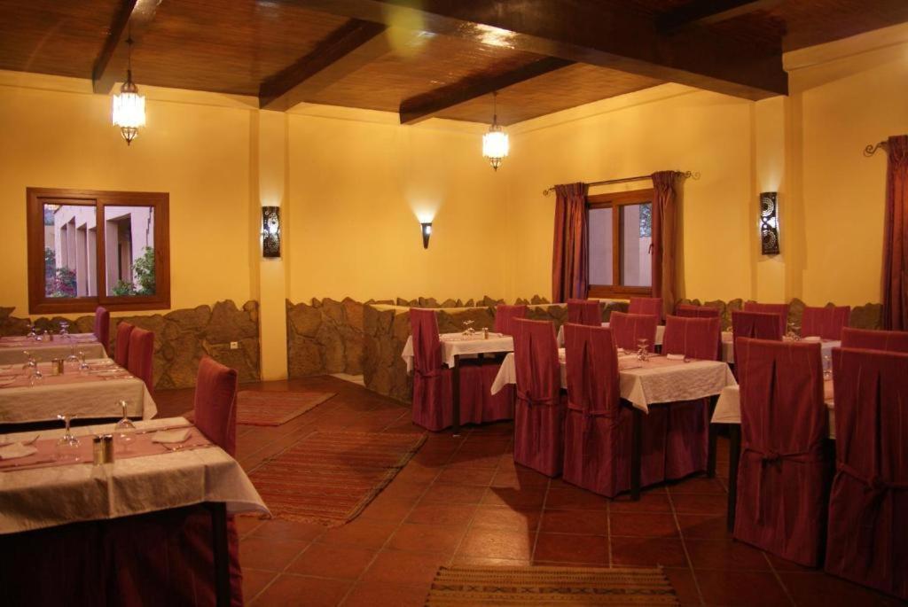 Hotel Click Excursions Tafraoute Taddart Exterior foto